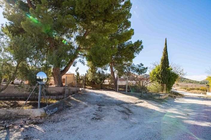 Image No.15-5 Bed Country House for sale