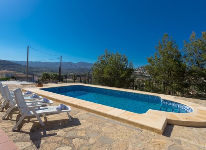 Image No.2-3 Bed Villa for sale