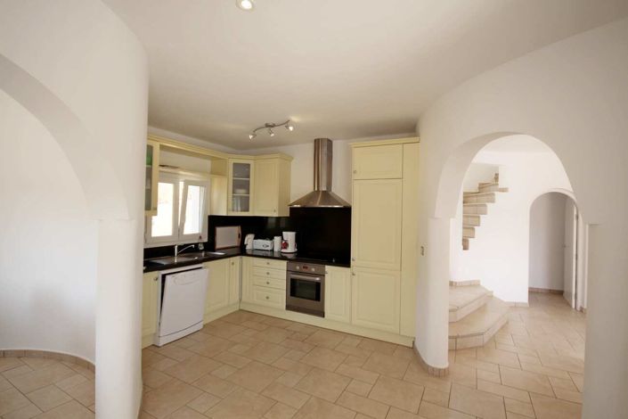 Image No.3-3 Bed Villa for sale