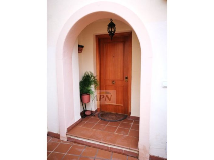 Image No.20-4 Bed Duplex for sale