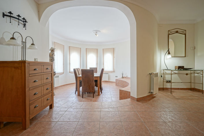 Image No.29-4 Bed Villa for sale