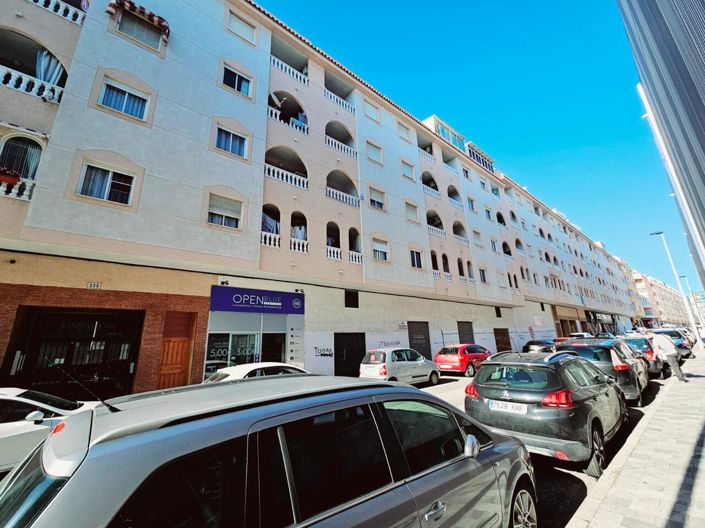 Image No.6-2 Bed Apartment for sale