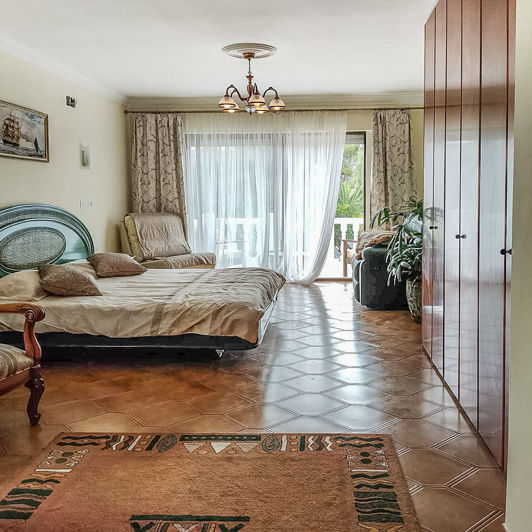 Image No.9-5 Bed Villa for sale