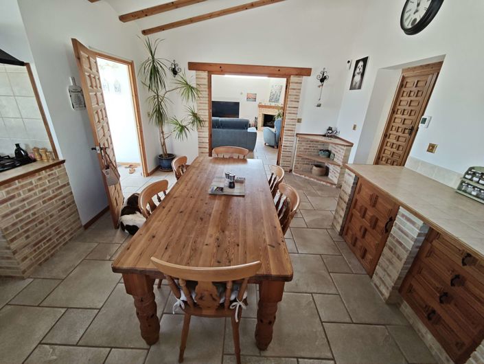 Image No.18-4 Bed Country House for sale