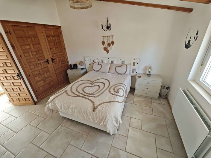 Image No.29-4 Bed Country House for sale