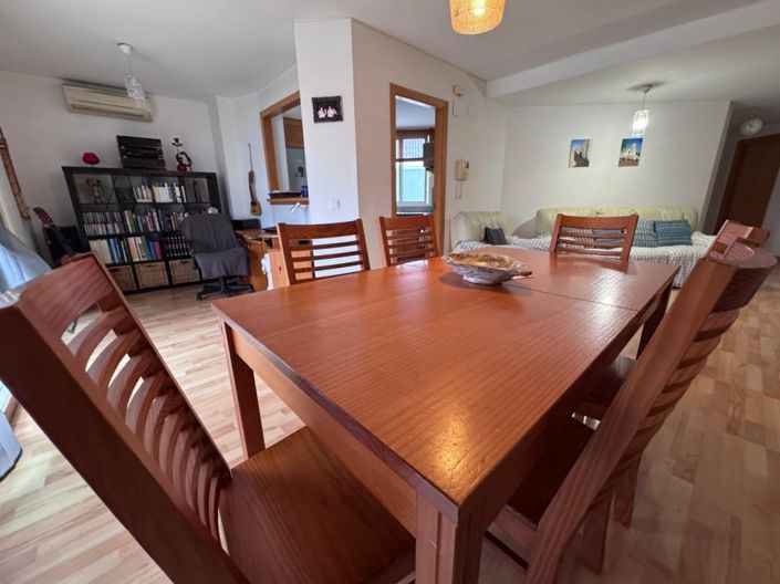 Image No.10-3 Bed Apartment for sale