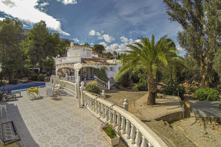 Image No.20-6 Bed Villa for sale