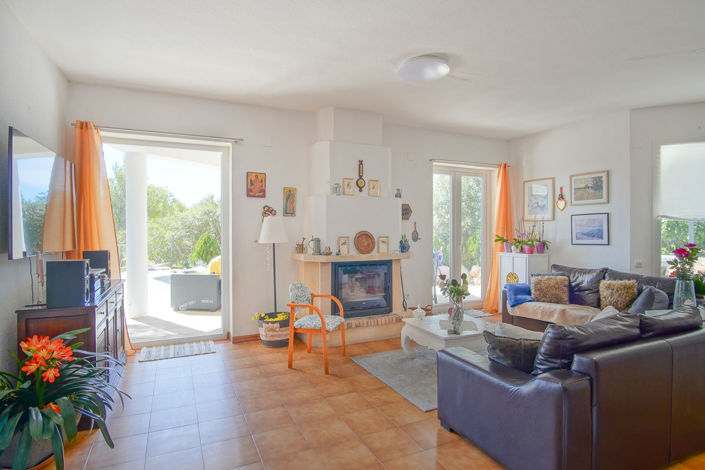Image No.19-3 Bed Villa for sale