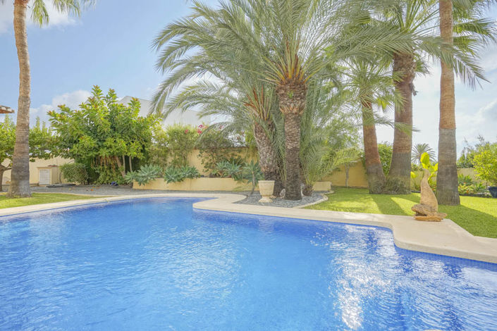 Image No.3-4 Bed Villa for sale