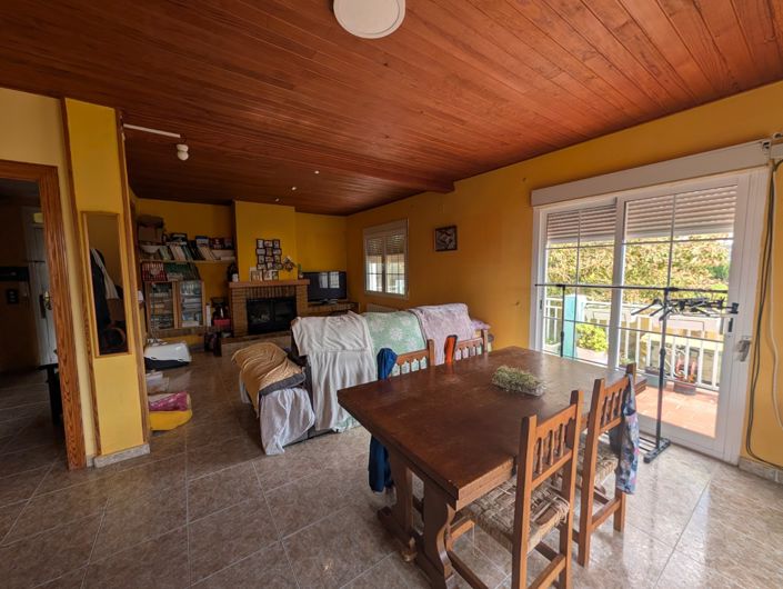 Image No.17-3 Bed Townhouse for sale
