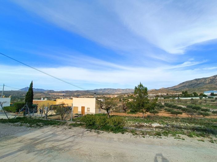 Image No.7-3 Bed Country House for sale