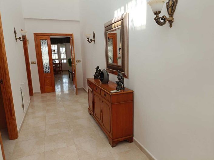 Image No.34-4 Bed Villa for sale