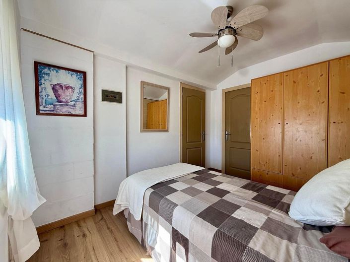 Image No.12-4 Bed Villa for sale