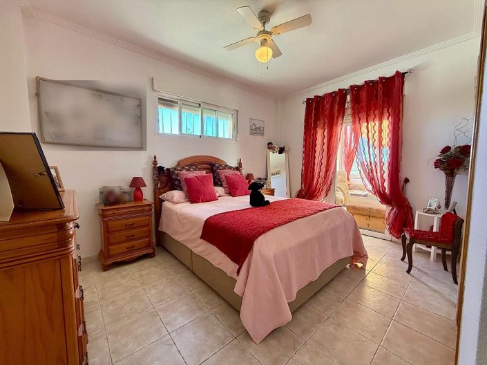 Image No.36-4 Bed Villa for sale