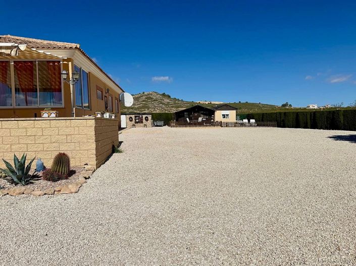 Image No.6-4 Bed Villa for sale