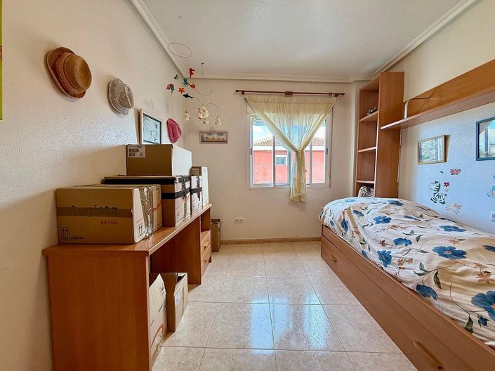 Image No.25-3 Bed Townhouse for sale