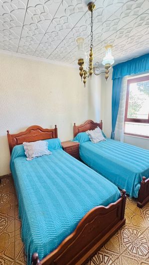 Image No.21-10 Bed Townhouse for sale
