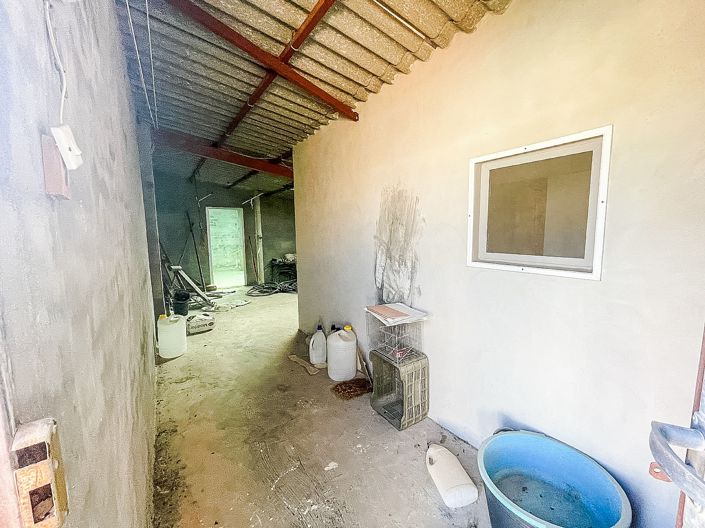 Image No.25-6 Bed Townhouse for sale