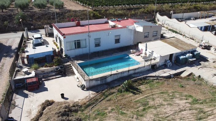 Image No.3-4 Bed Villa for sale