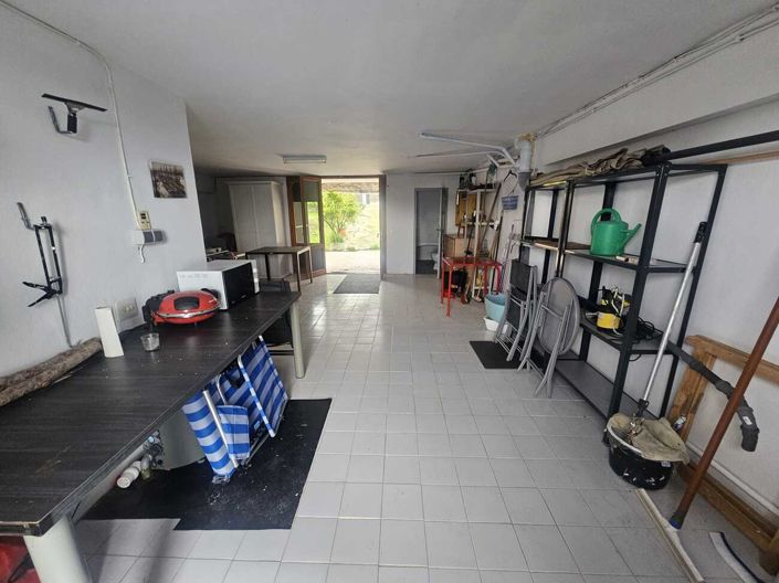 Image No.48-3 Bed Country House for sale