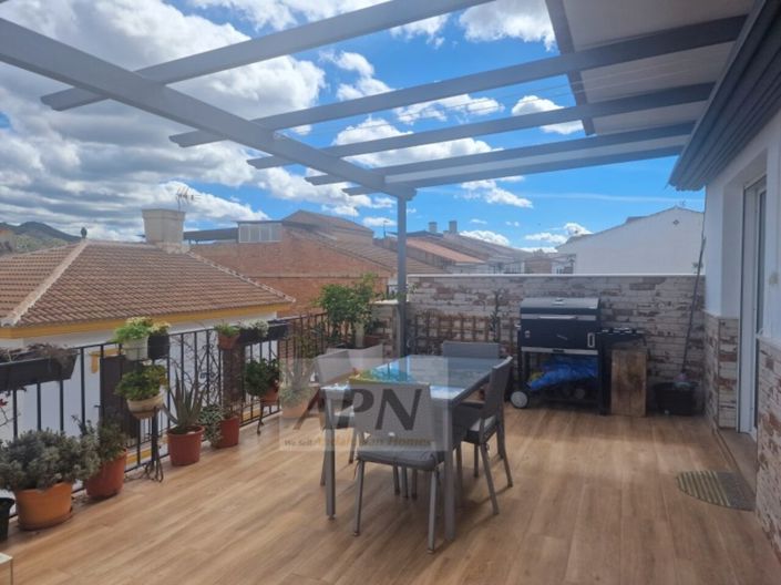 Image No.8-5 Bed Village House for sale