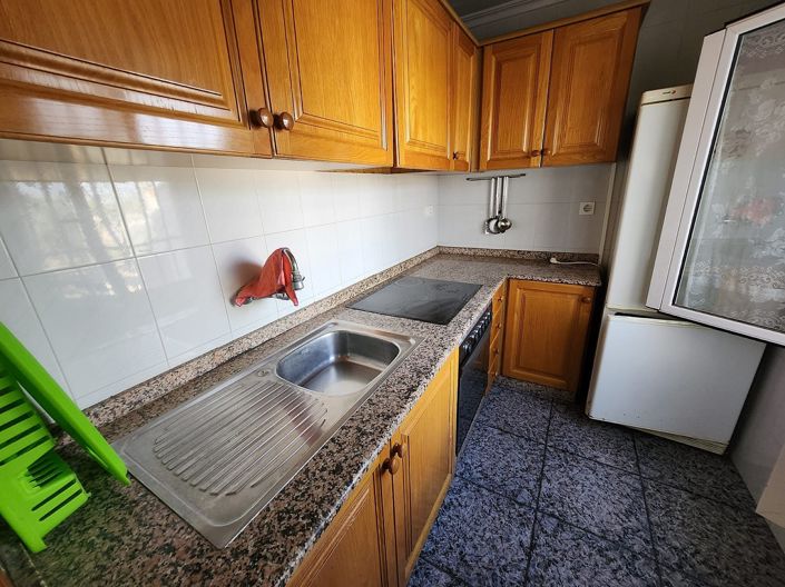 Image No.7-6 Bed Townhouse for sale