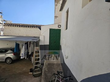 village-house-in-alora-14-large