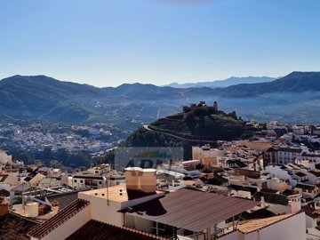 village-house-in-alora-1-large