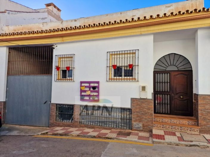 Image No.2-Casa adosada con 4 dormitorios en venta