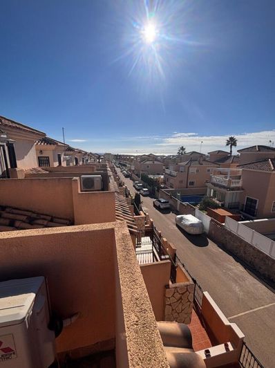 Image No.18-2 Bed Townhouse for sale