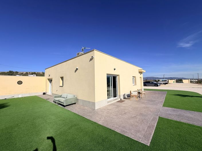 Image No.32-2 Bed Villa for sale