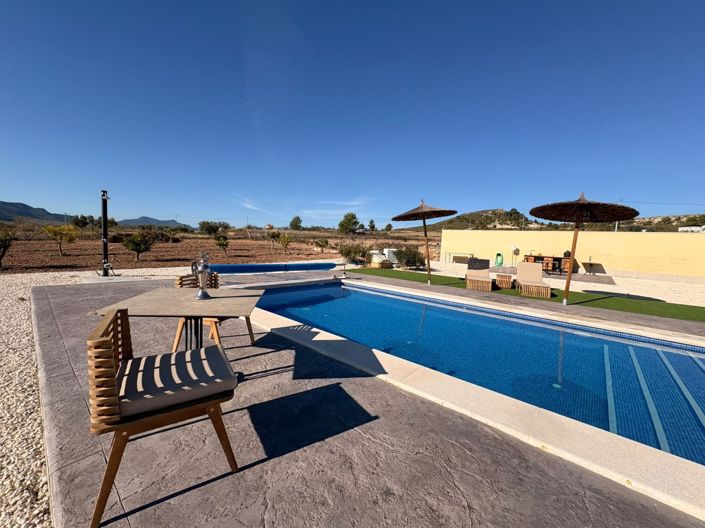 Image No.9-2 Bed Villa for sale