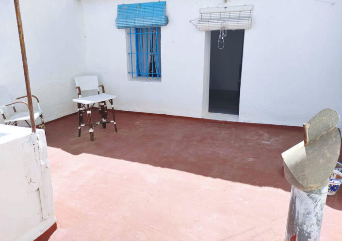 Image No.13-5 Bed Townhouse for sale
