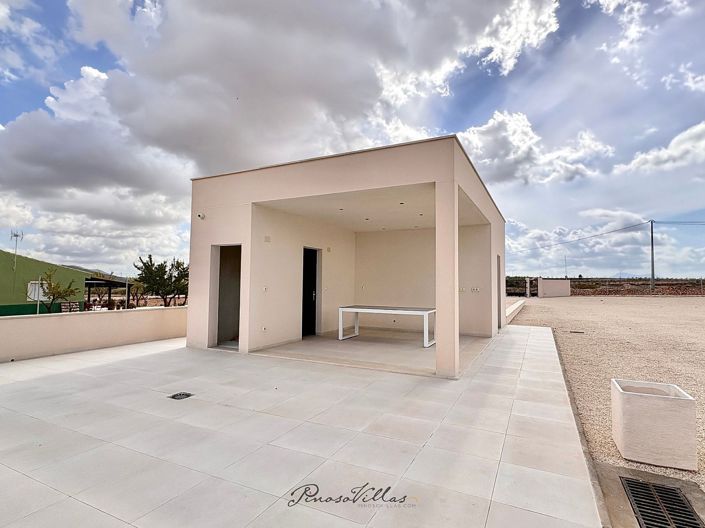 Image No.10-3 Bed Villa for sale