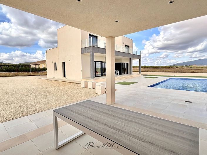 Image No.8-3 Bed Villa for sale