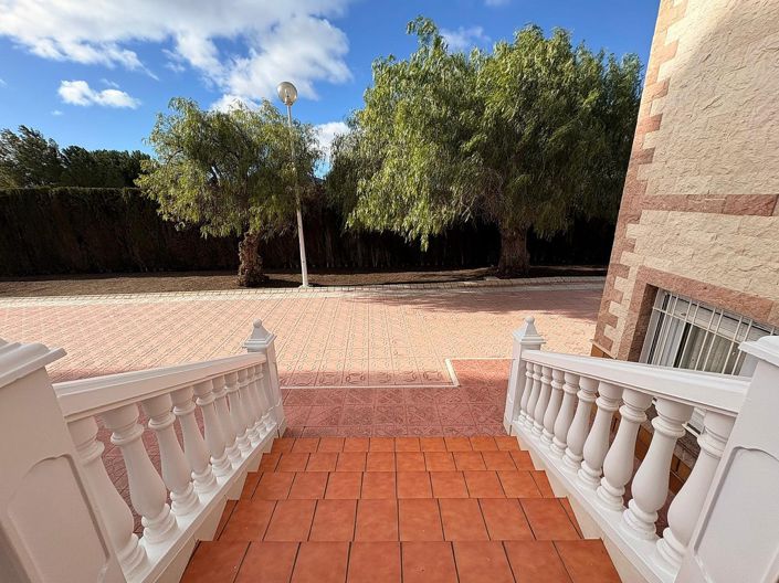 Image No.43-3 Bed Villa for sale