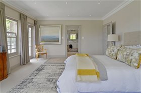 Image No.15-7 Bed Villa for sale