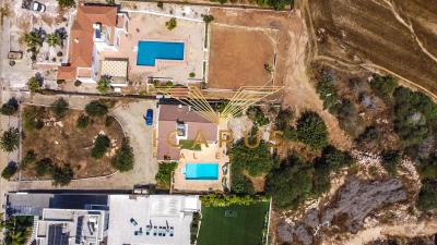 DJI_0157-00_05_55_00-Still005