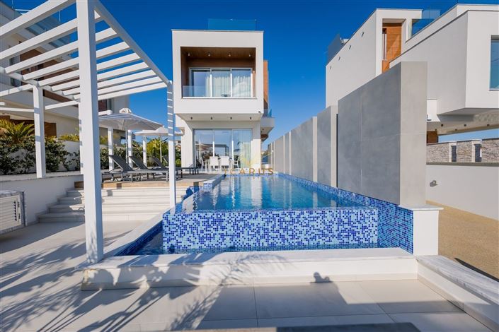 Image No.1-Villa de 3 chambres à vendre à Ayia Napa