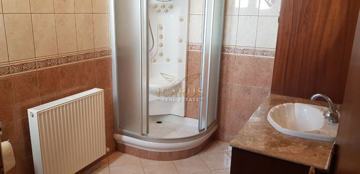 Image No.14-4 Bed House for sale