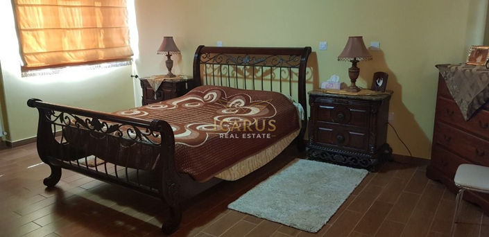 Image No.15-4 Bed House for sale