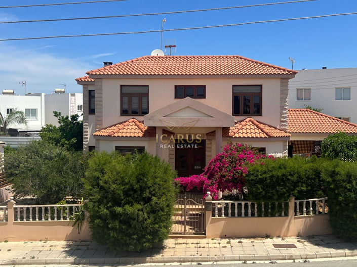 Image No.23-4 Bed House for sale