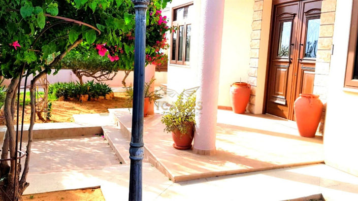 Image No.4-4 Bed House for sale