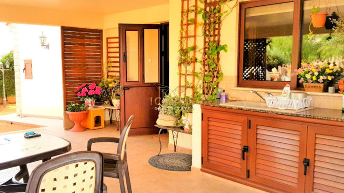 Image No.7-4 Bed House for sale