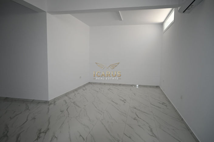 Image No.23-4 Bed House for sale