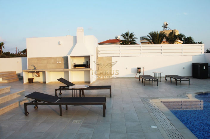 Image No.33-4 Bed House for sale