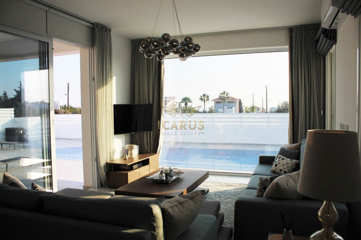 Image No.4-4 Bed House for sale