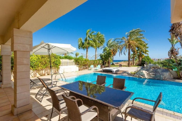 Image No.12-4 Bed House for sale