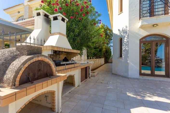 Image No.13-4 Bed House for sale