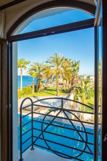 Image No.34-4 Bed House for sale